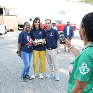 Team Page: Mayor Greenberg Louisville Food Drive